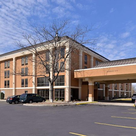 Quality Inn & Suites Matteson Near I-57 Exterior photo